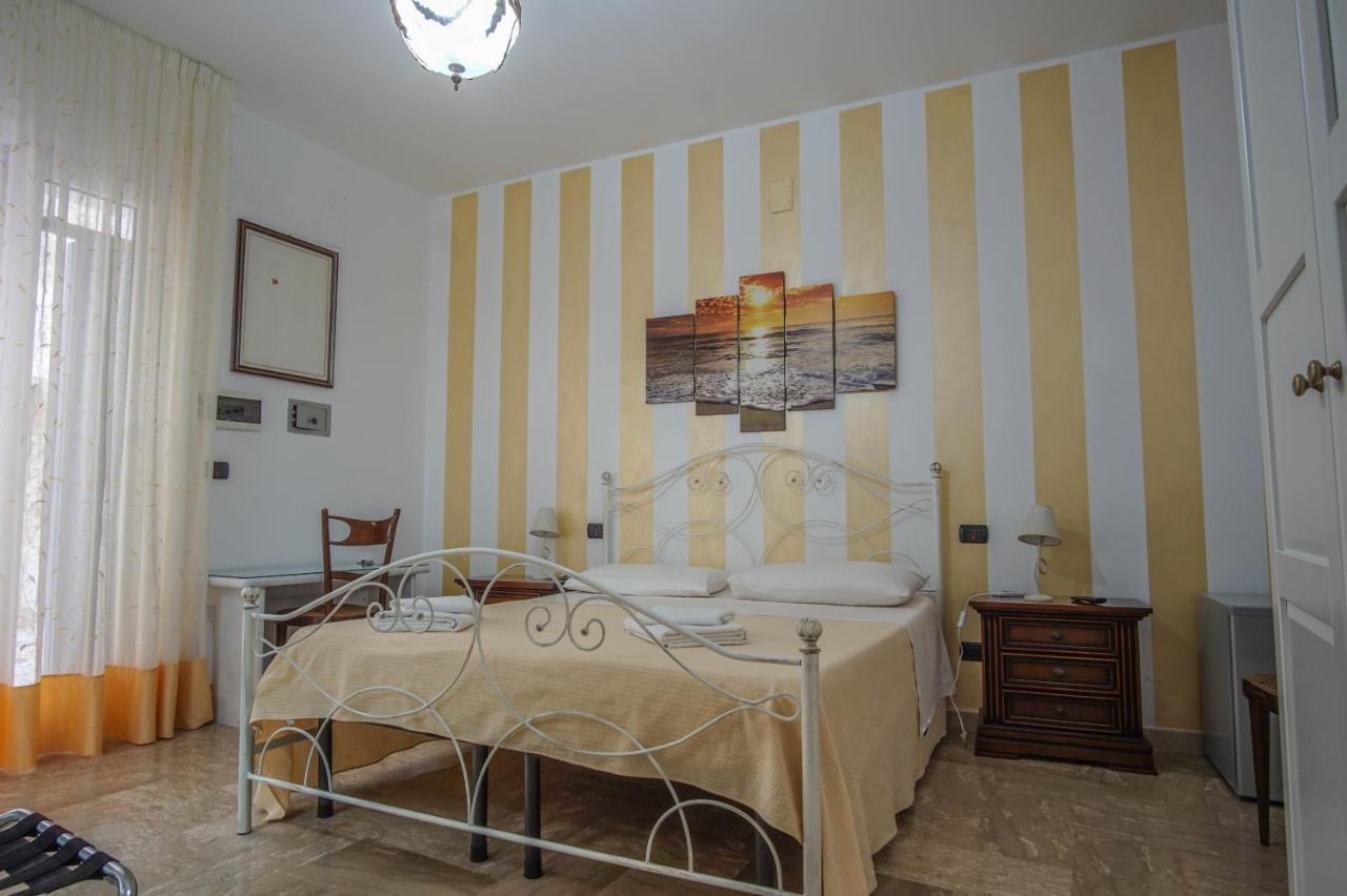 B&B Le Terrazze Mola di Bari Ngoại thất bức ảnh